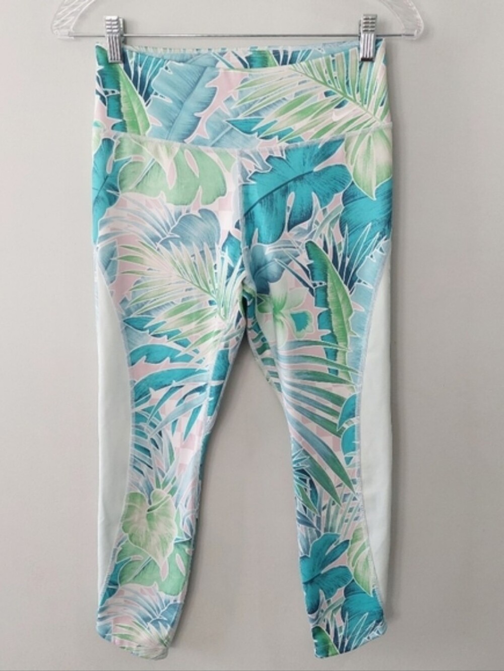 Nike Dri-Fit Workout Leggings Medium Tropical Pattern Blue Green Pink